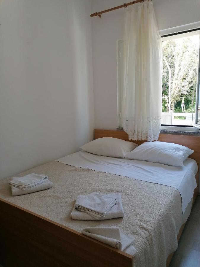 Apartmani Rija 3 Паг Екстериор снимка